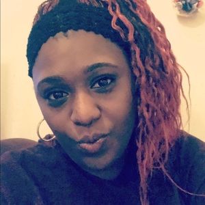 Meet your Posher, Lynetta